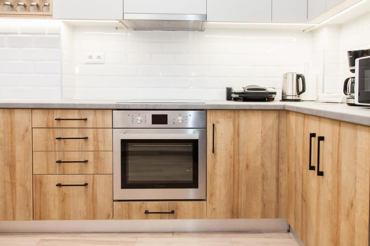 Beautiful New Apartment In Petralona Atenas Exterior foto